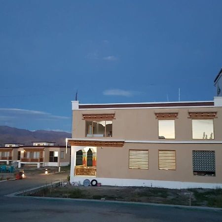 The Fortune Resorts Leh Esterno foto