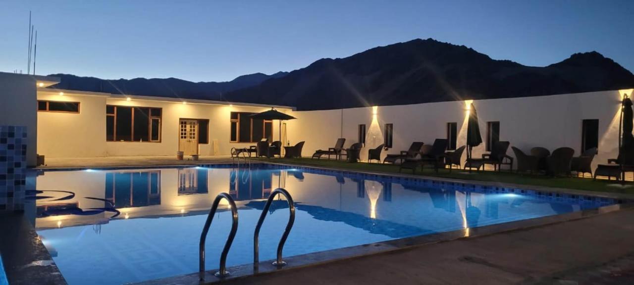 The Fortune Resorts Leh Esterno foto