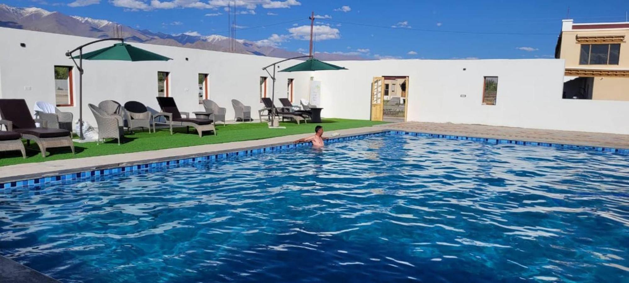 The Fortune Resorts Leh Esterno foto