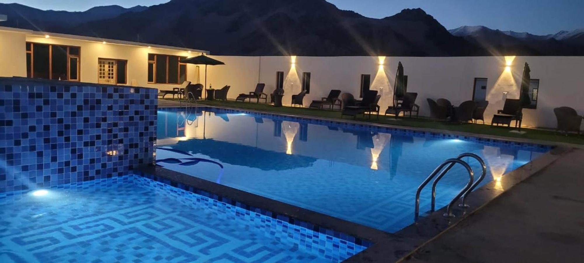 The Fortune Resorts Leh Esterno foto